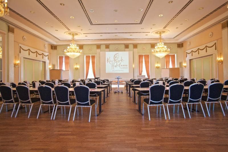Kurpark-Hotel main