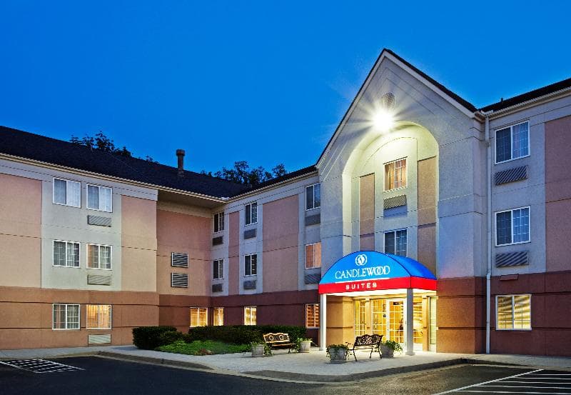 Sonesta Simply Suites Knoxville photo 1