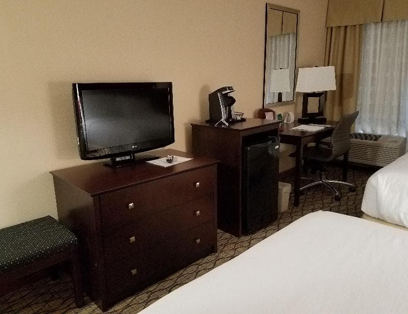 Holiday Inn Johnson City 4