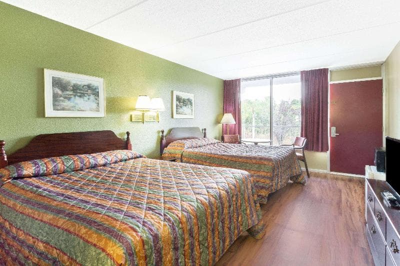 Super 8 By Wyndham Kingsport /I-81 3
