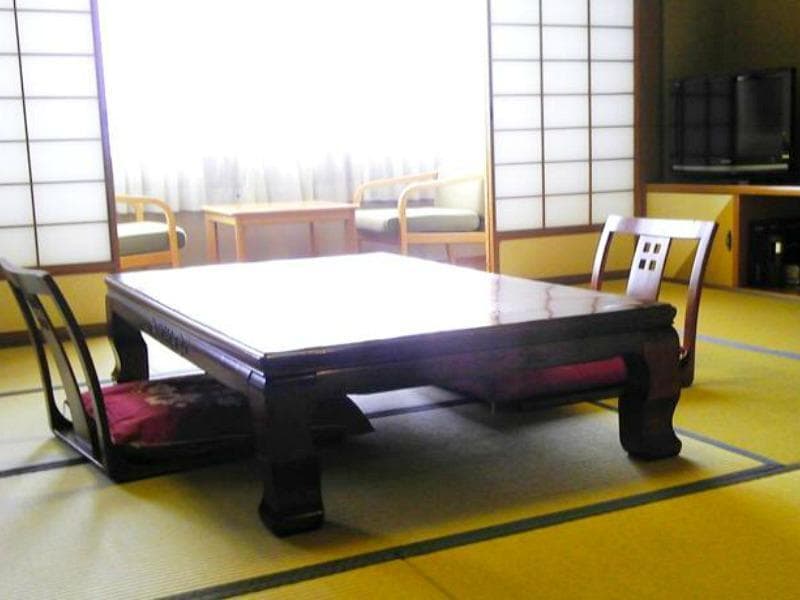 Route Inn Grantia Komatsu Airport 4