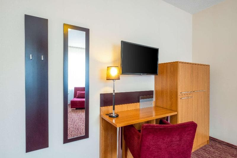 Comfort Hotel tom Kyle 4