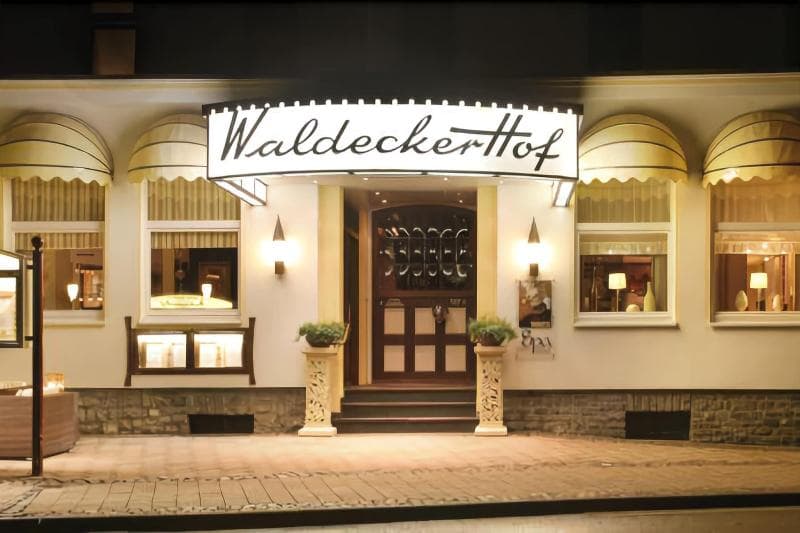 Waldecker Hof 5