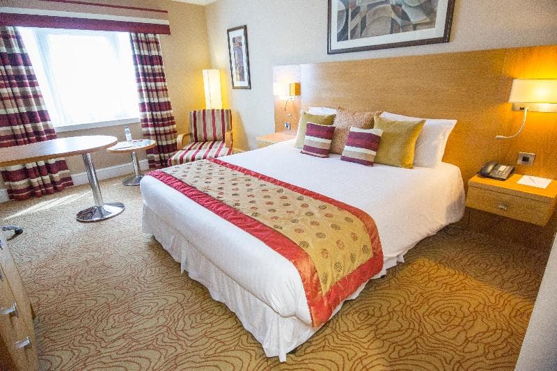 Holiday Inn Kenilworth-Warwick 4