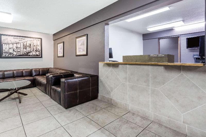 Super 8 By Wyndham Bremerton 4
