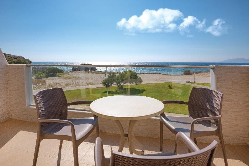 Kouros Palace Hotel 5