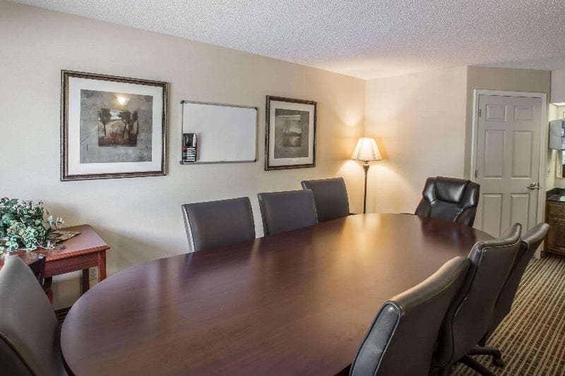 Quality Inn 3