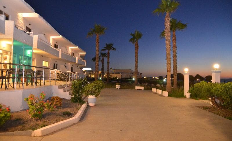 Costa Angela 4