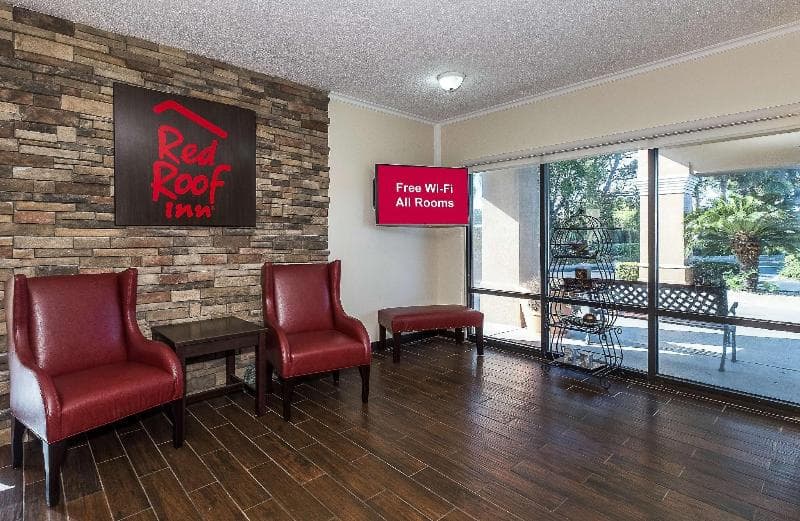 Red Roof Inn Kingsland 3