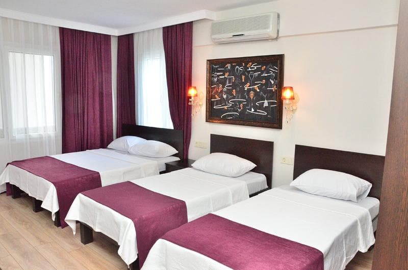 Club Herakles Hotel 5