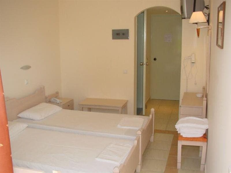 Hotel Theonia 3