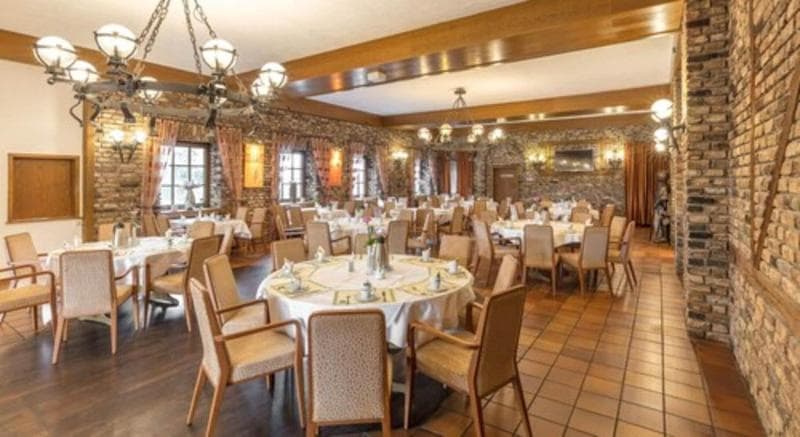 Sport- und Tagungshotel De Poort 4