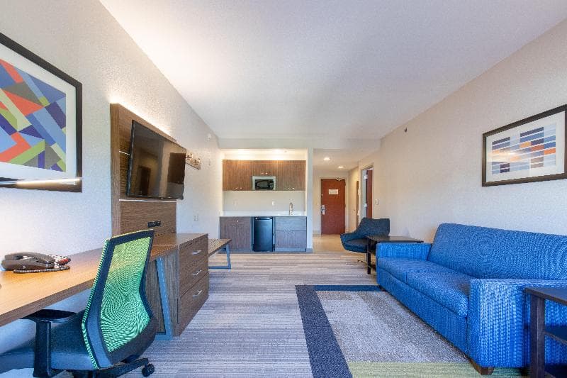 Holiday Inn Express Johnson City 3