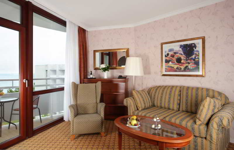 Cliff Hotel Rügen 2