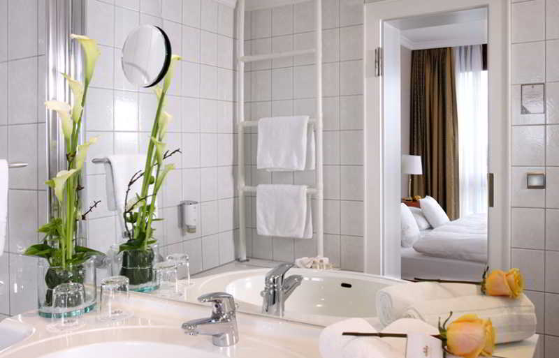 Cliff Hotel Rügen 4