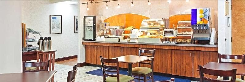 Mountain Inn & Suites 3