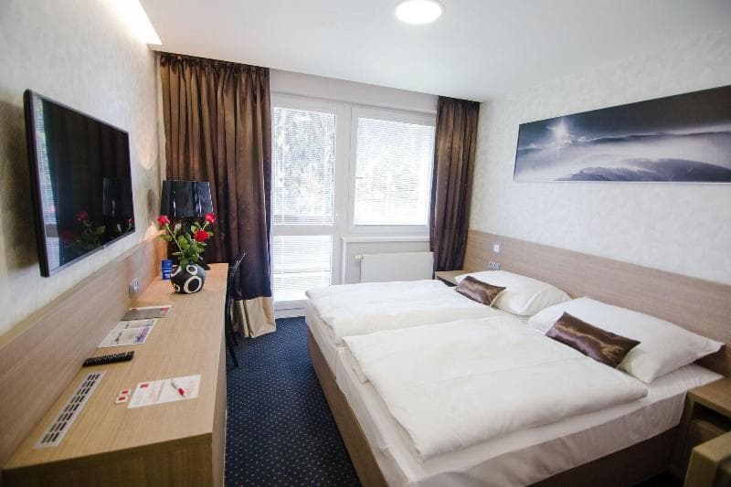Kongress Hotel Jezerka 5