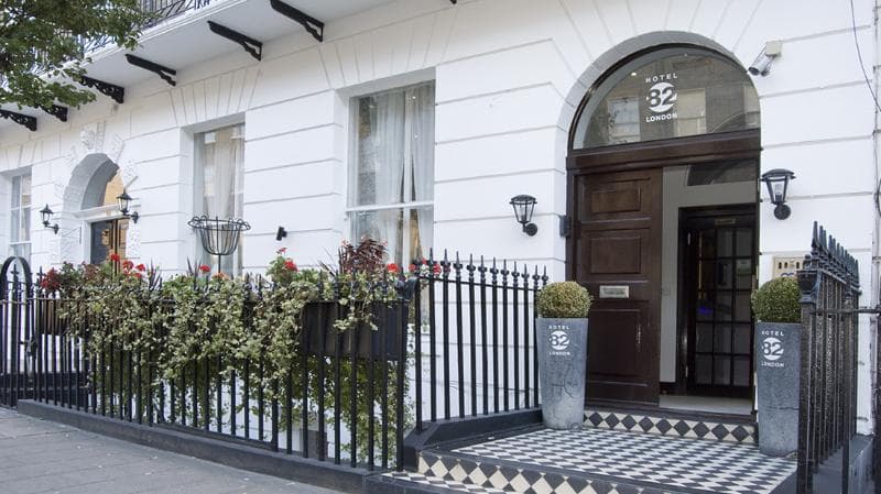 Hotel 82 London photo 1