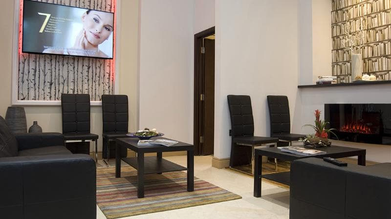Hotel 82 London 5