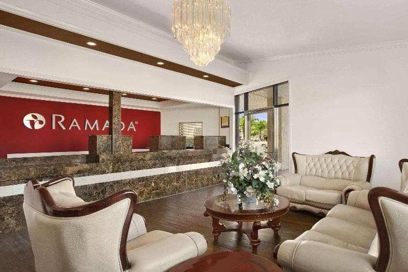 Ramada by Wyndham Torrance 4