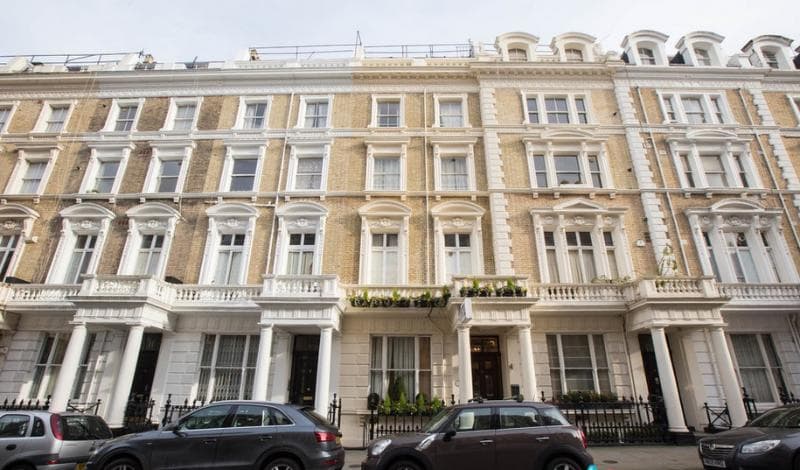 Notting Hill Gate photo 1