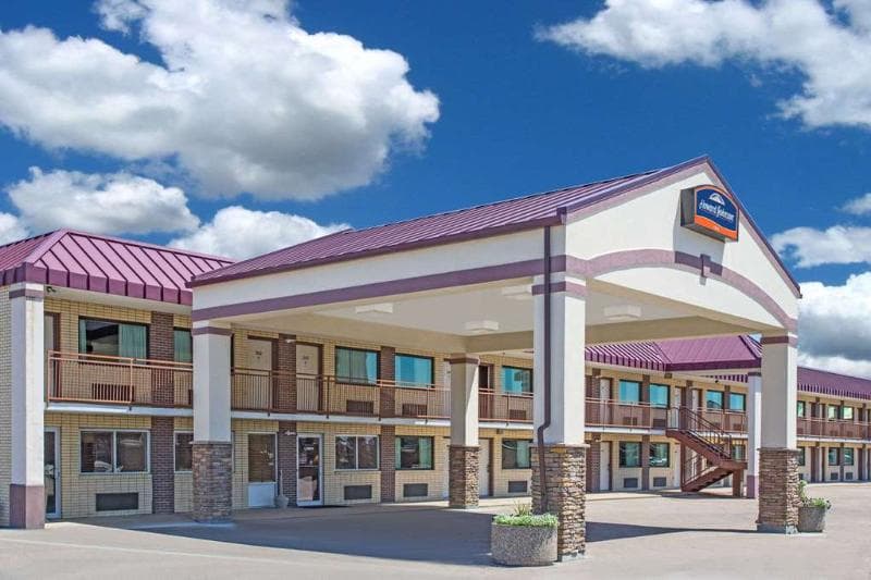 North Platte Inn And Suites photo 1