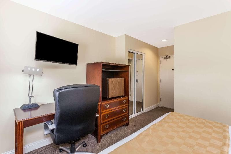 Knights Inn Downtown Los Angeles (Ex-Central Convention Center Area) 2