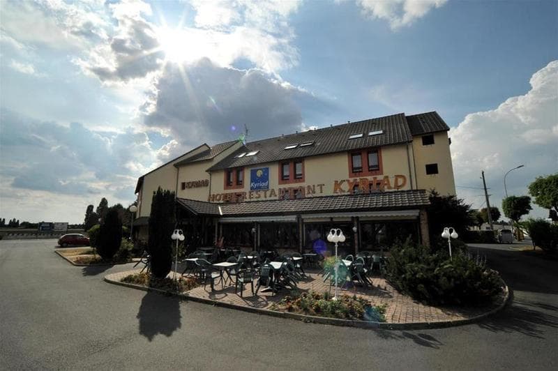 Kyriad Châteauroux 3