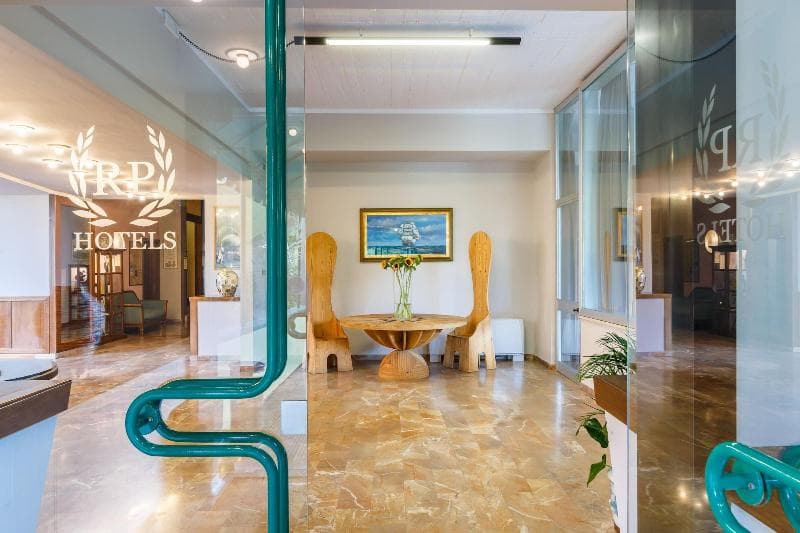 Hotel Country Club 5
