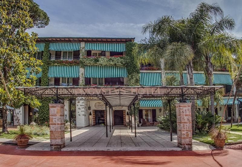 Augustus Hotel & Resort photo 1
