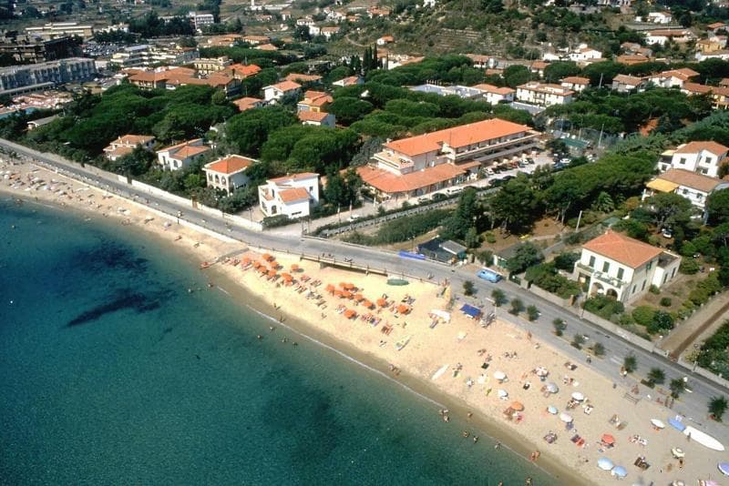 Hotel Riva Del Sole 4