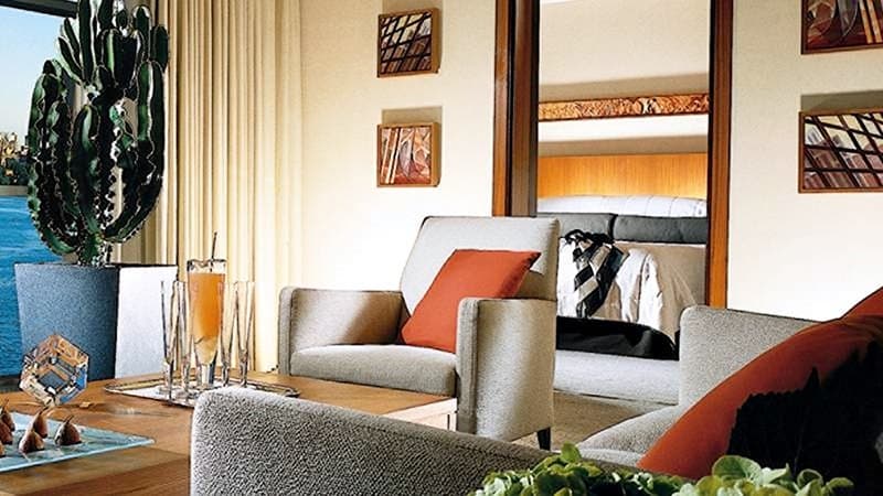 Canary Riverside Plaza Hotel 4