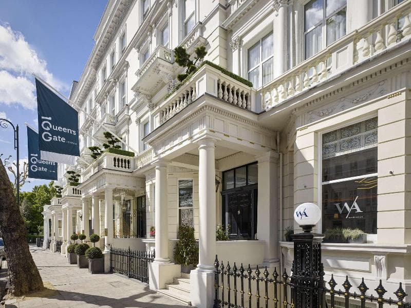 100 Queens Gate Hotel Curio Collection By Hilton 1