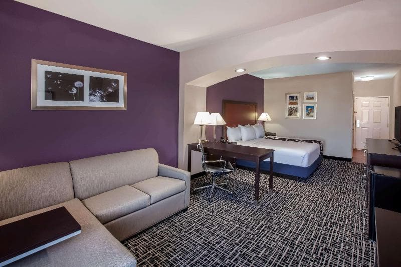 La Quinta by Wyndham Lubbock North 5