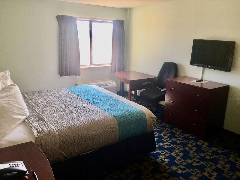 Surestay Hotel By Best Western Weimar 5