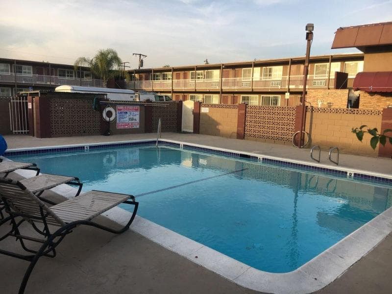 Angels Motel Pico Rivera 4