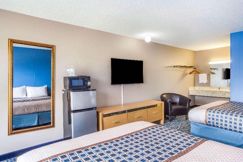 Hospitality Inn photo 1