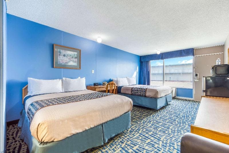 Hospitality Inn 3