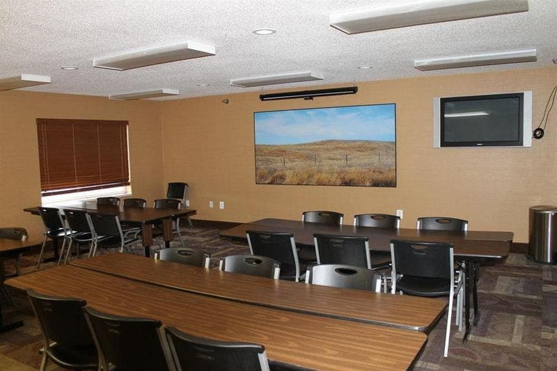 New Victorian Inn & Suites Lincoln 4