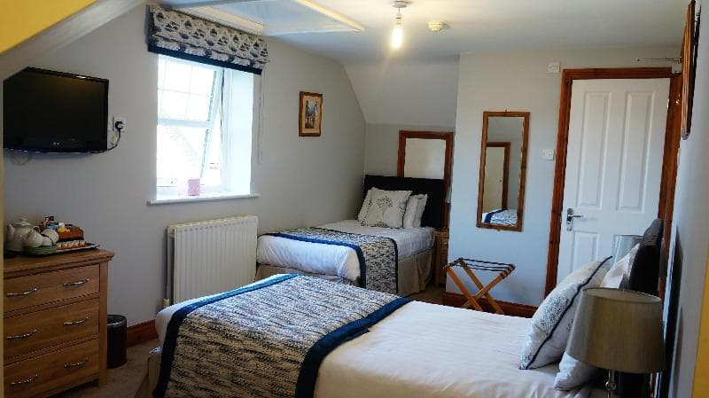 The Lawn Guest House 3