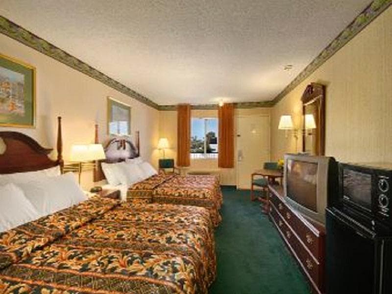 Knights Inn Buena Park/Anaheim 2