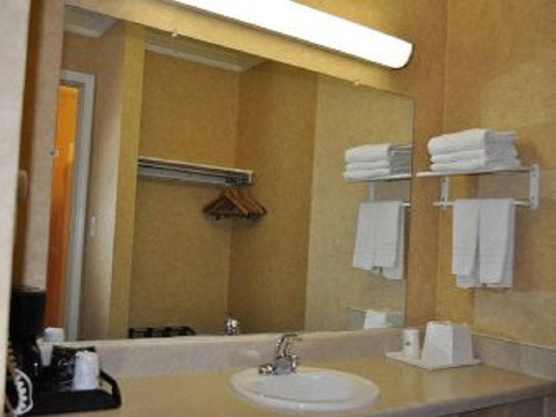 Knights Inn Buena Park/Anaheim 4