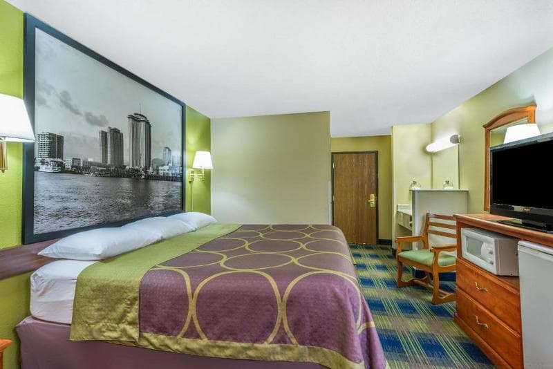 Super 8 By Wyndham Sulphur Lake Charles 2