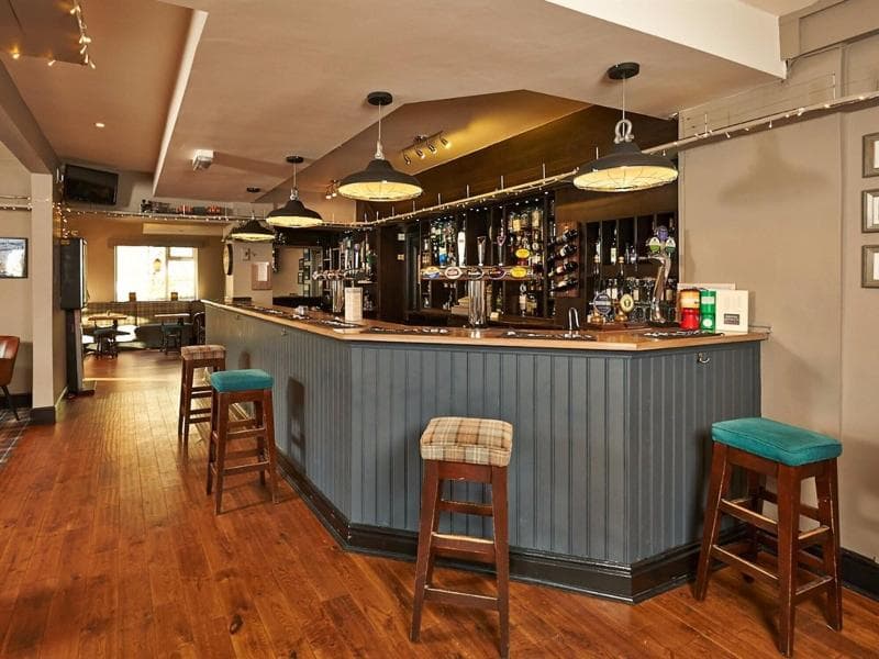 The Midland 5
