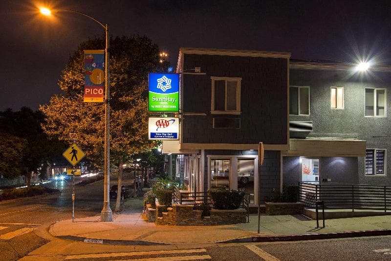 SureStay Hotel by Best Western Santa Monica 3