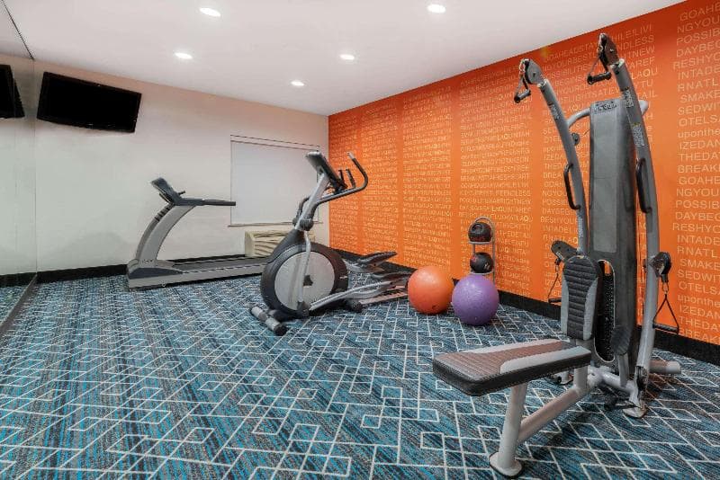 La Quinta Inn & Suites by Wyndham Boutte 2