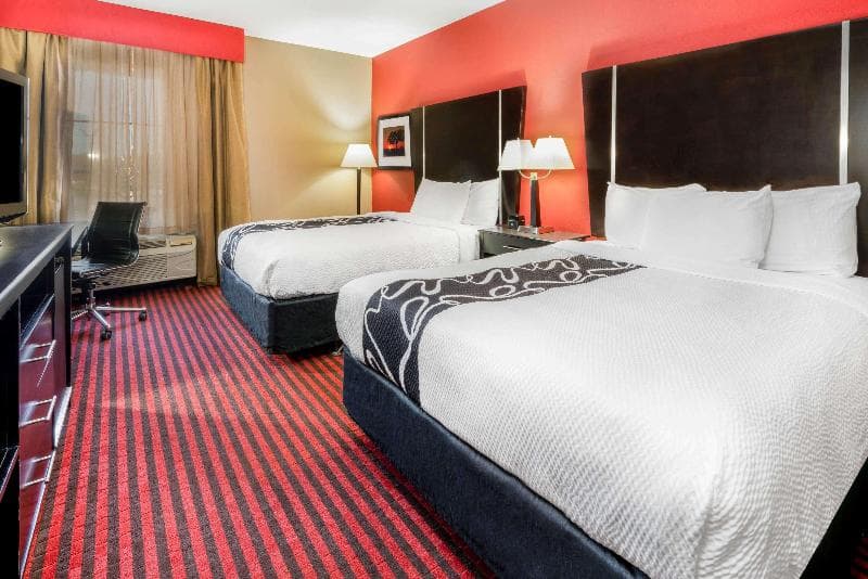 La Quinta Inn & Suites by Wyndham Boutte 5