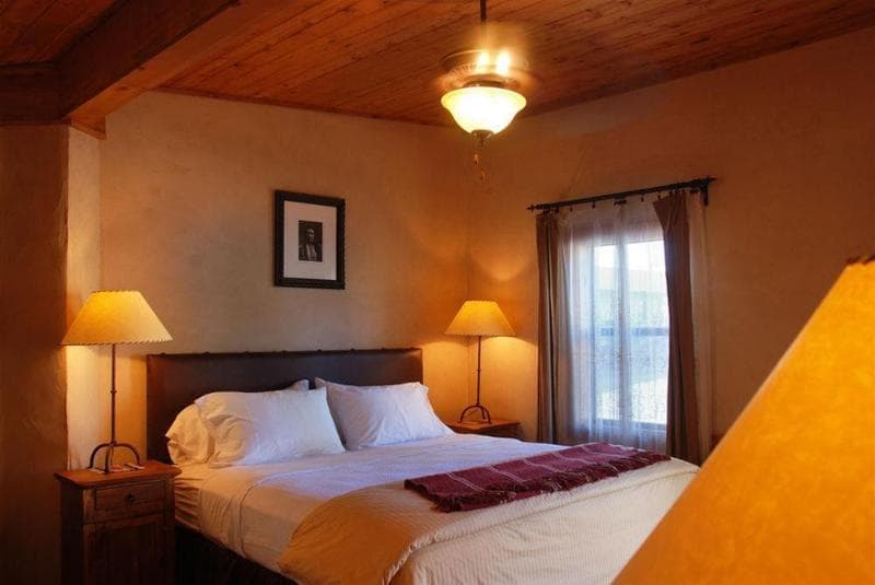 The Maverick Inn 5