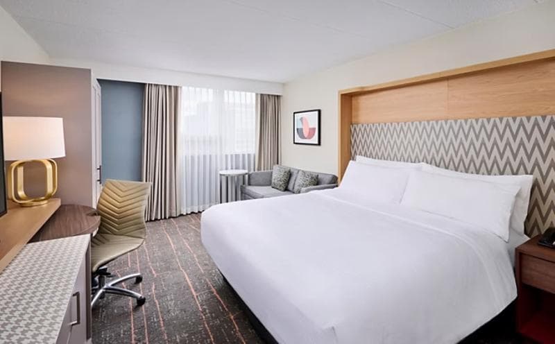 Holiday Inn Burlington Conference Centre 3