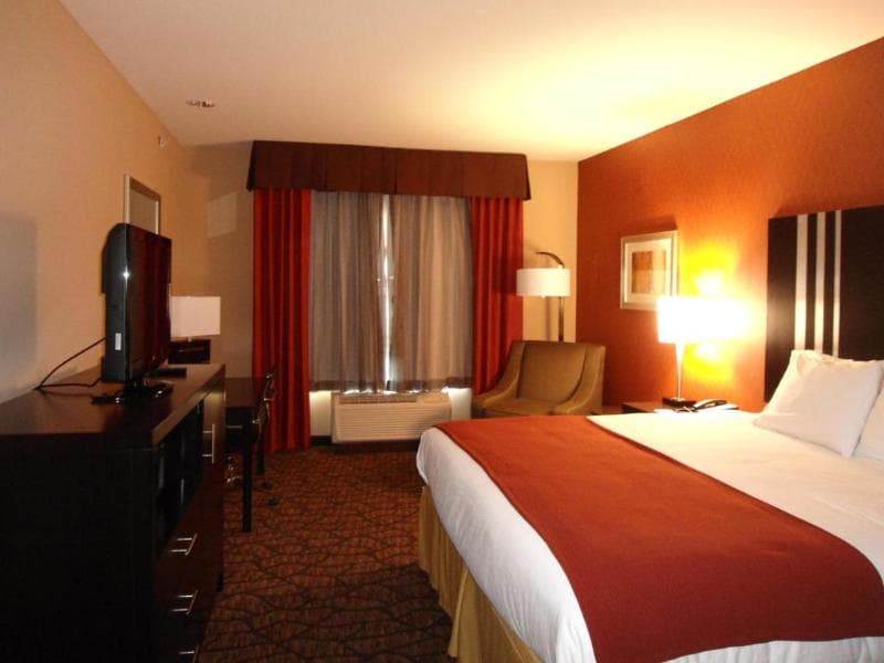 Holiday Inn Express Hotel And Suites Alpine Se photo 1